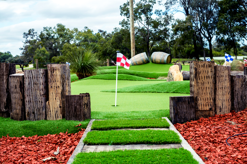 CORPORATE EVENTS Vines Mini Golf